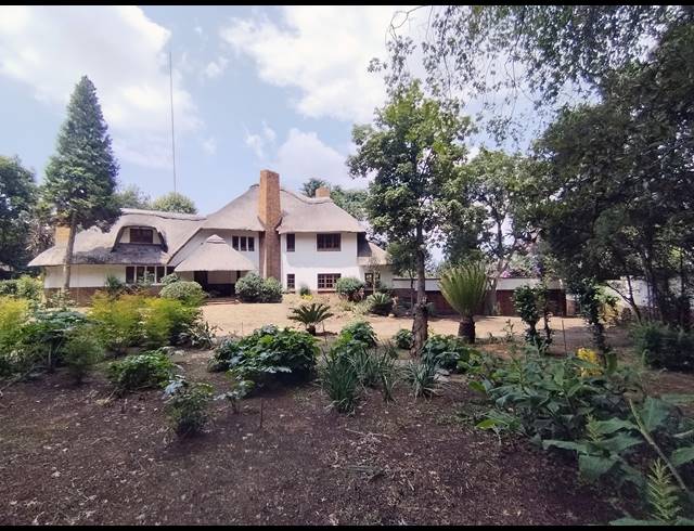 3 BEDROOM HOUSE FOR SALE IN COUNTRY LIFE PARK